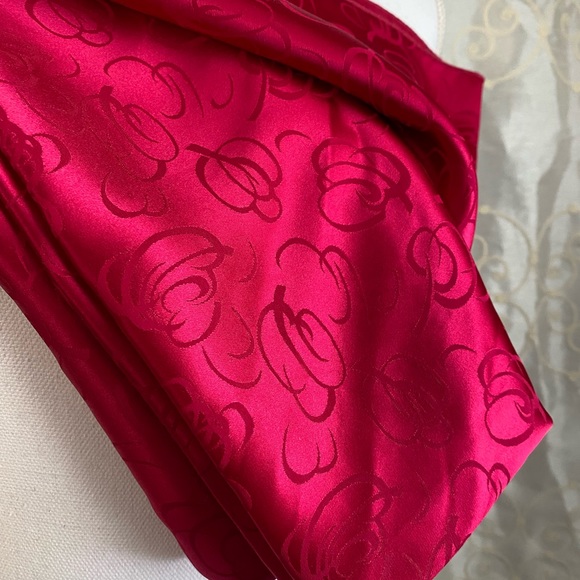 Wild Rag - Satin Scarf Wrap - 44x44 - Raspberry Red - Burgandy - Picture 2 of 6